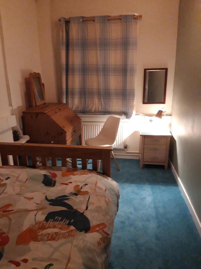 Hull Trinity Backpackers Vandrarhem Kingston upon Hull Exteriör bild