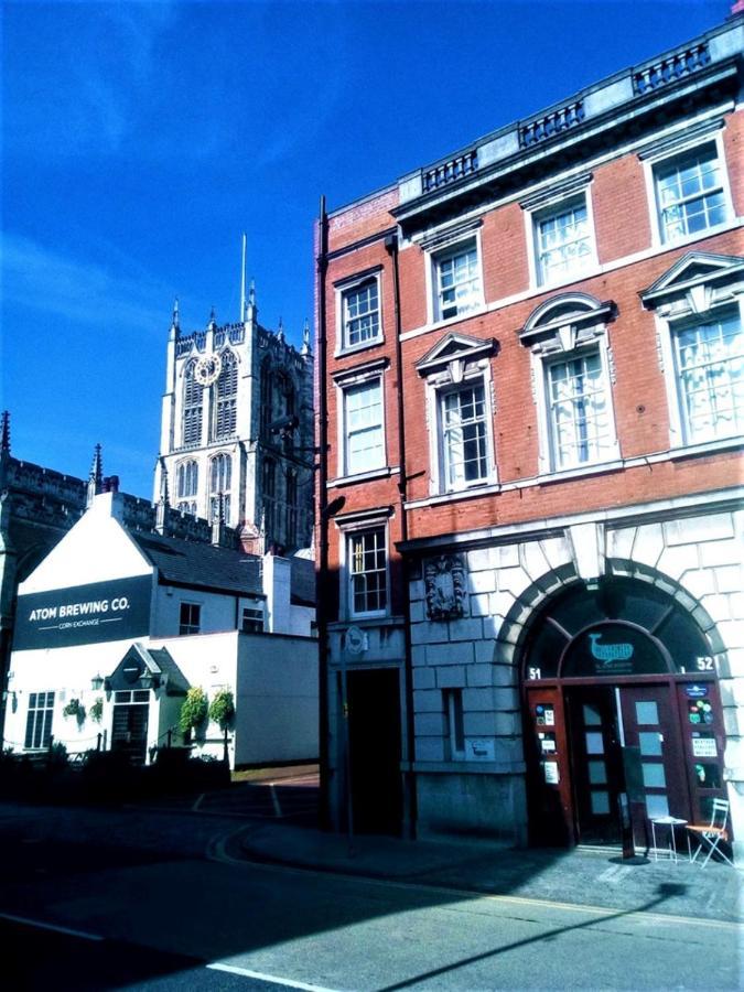Hull Trinity Backpackers Vandrarhem Kingston upon Hull Exteriör bild